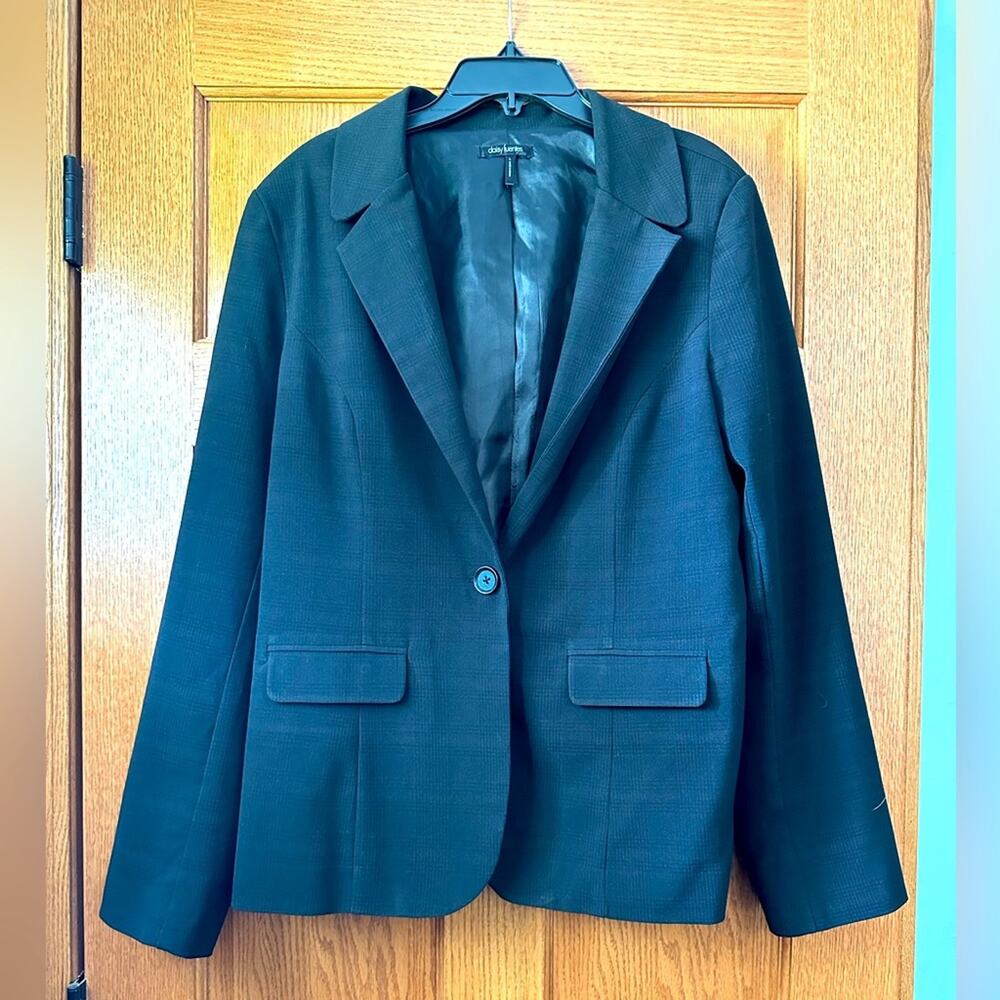 Daisy Fuentes Blazer Jacket Plaid Pattern Black Size Large